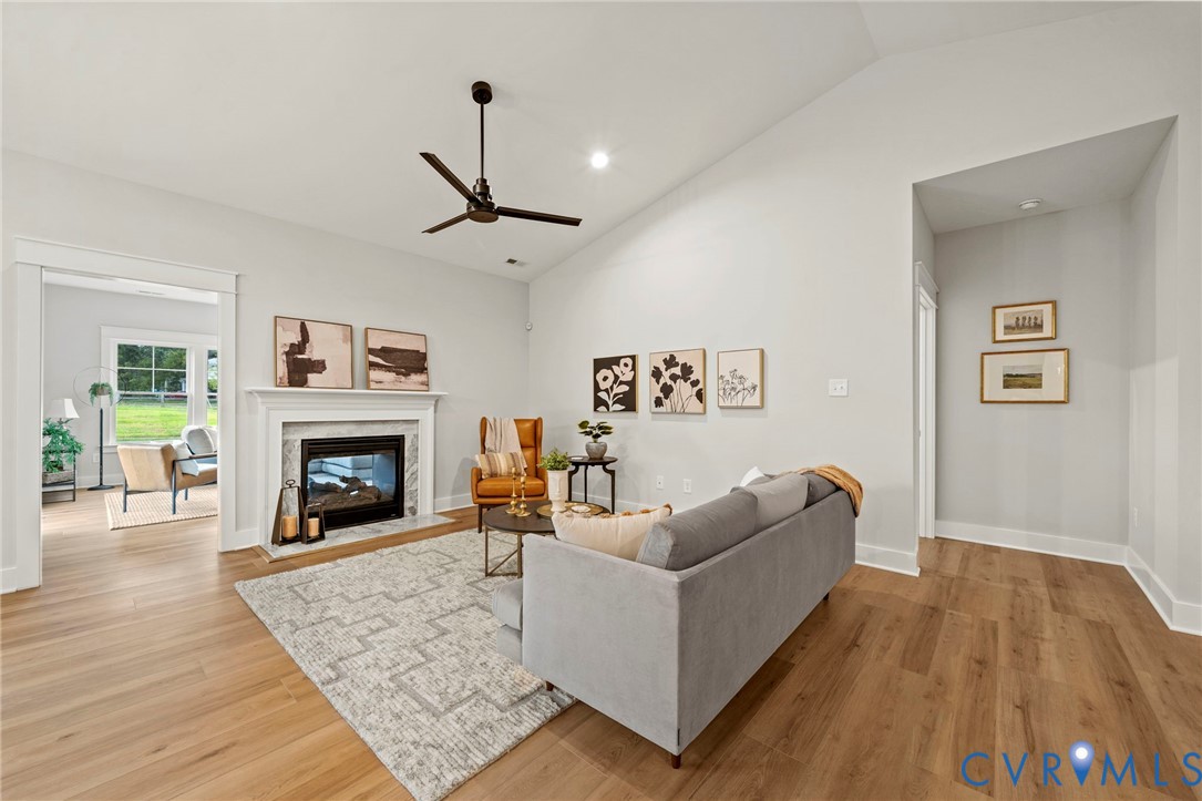 10435 Odette Estate Ln Property Photo 6
