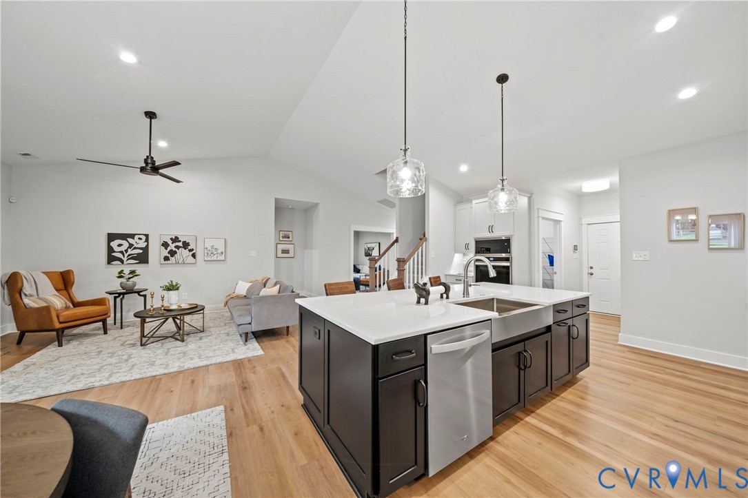10435 Odette Estate Ln Property Photo 10