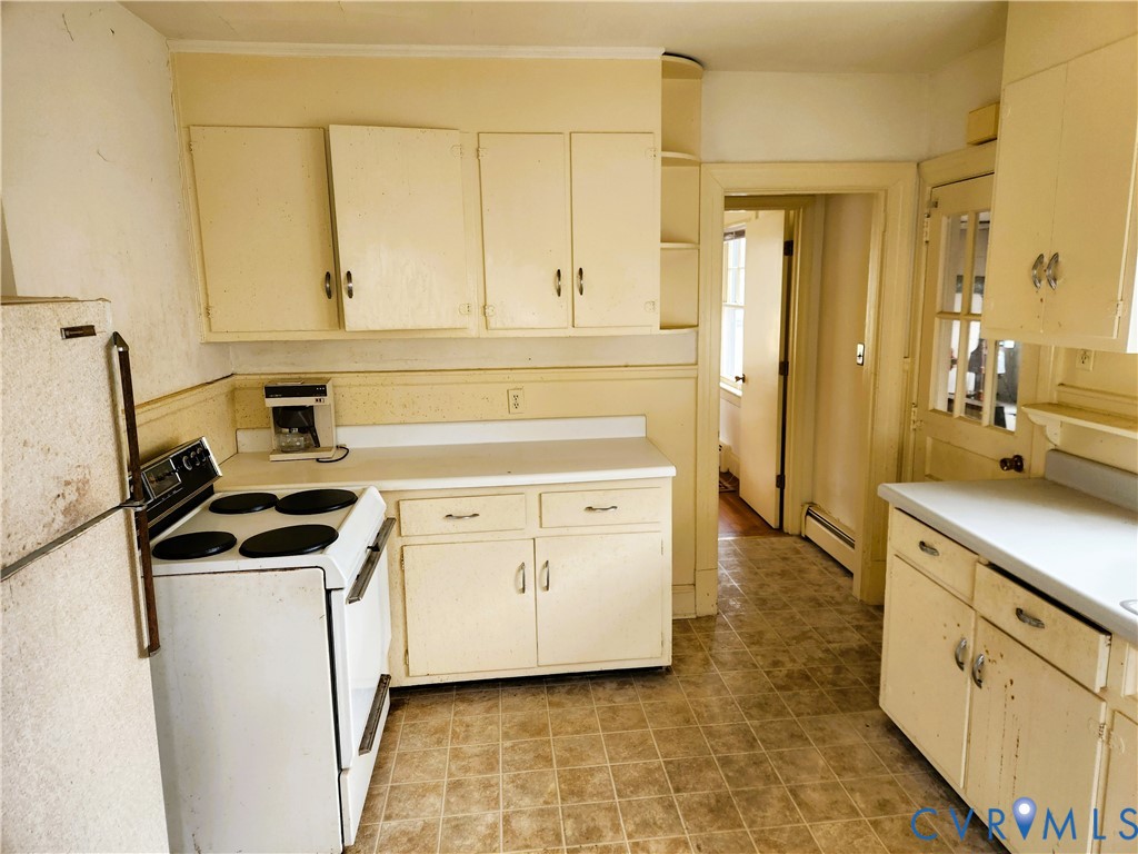 21000 Chesterfield Ave Property Photo 19