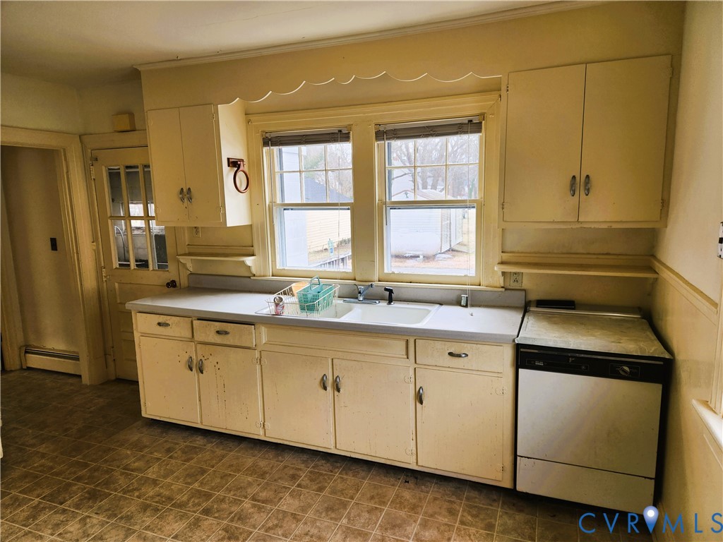 21000 Chesterfield Ave Property Photo 20