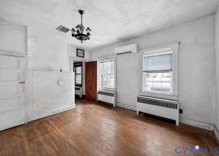 119 Church St Property Photo 6