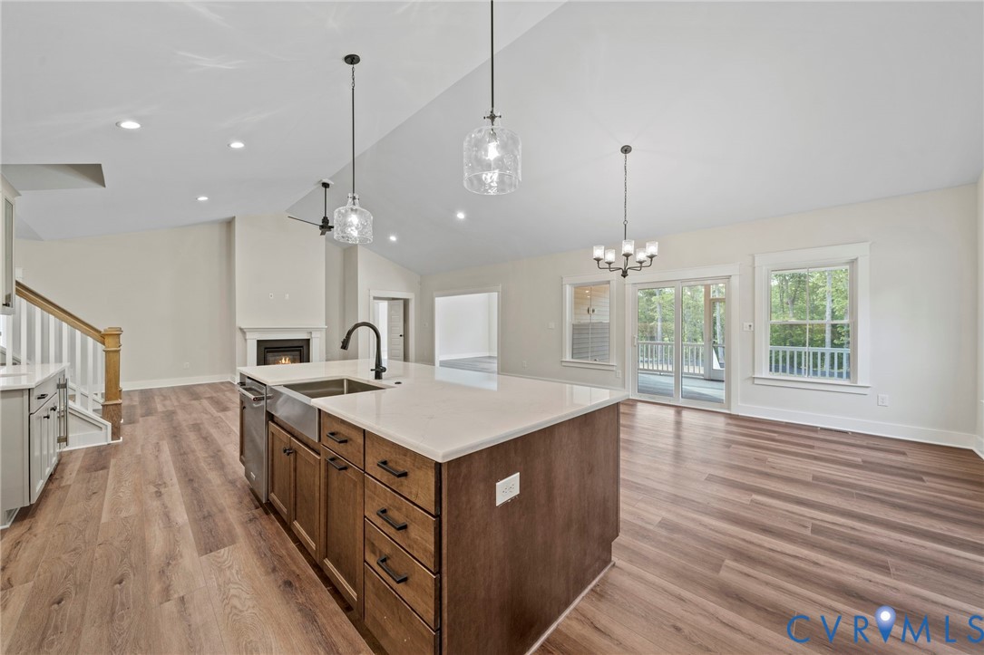 3540 Enos Way Property Photo 8