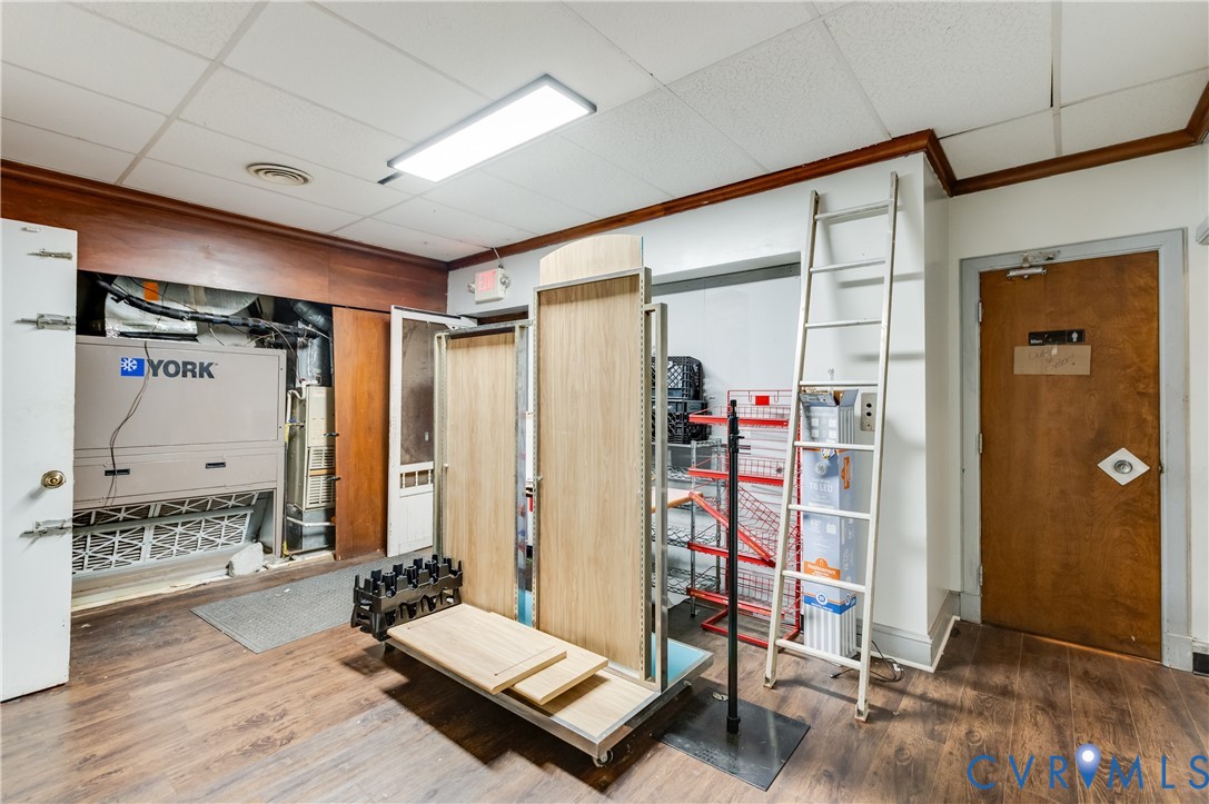 1217 E Main St Property Photo 37
