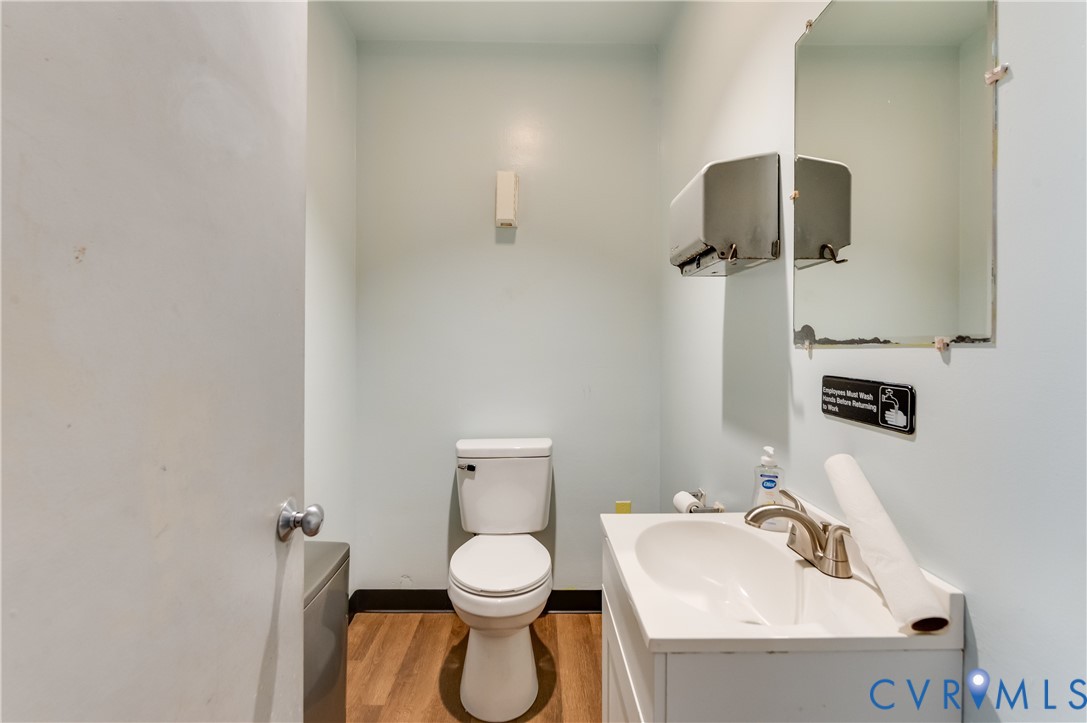 1217 E Main St Property Photo 40