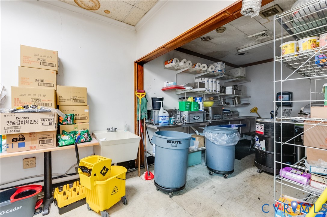 1217 E Main St Property Photo 43