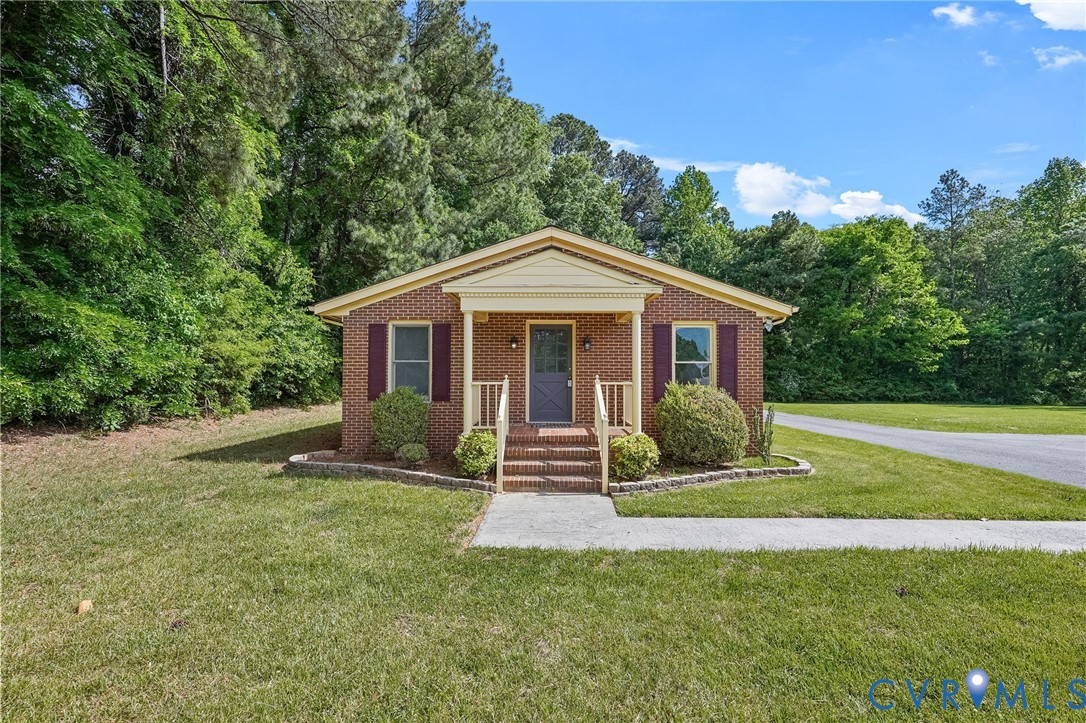 10806 Rives Ave Property Photo 1