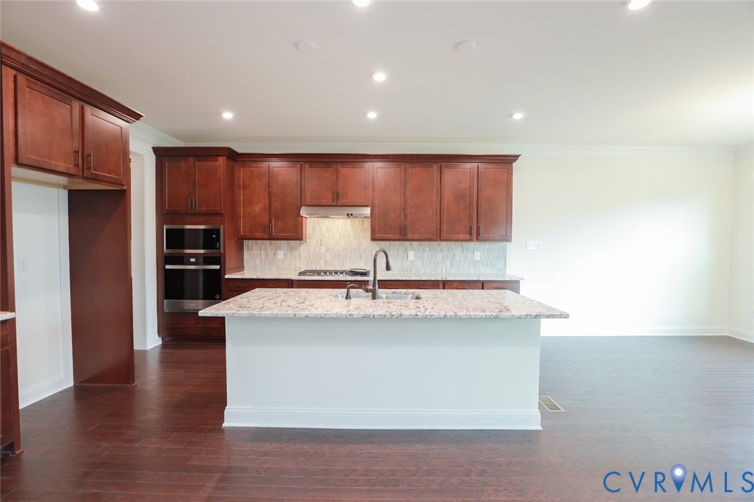 4734 Sedge Wren Ct Property Photo 3