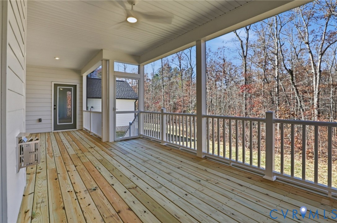 8521 Roden Dr Property Photo 29