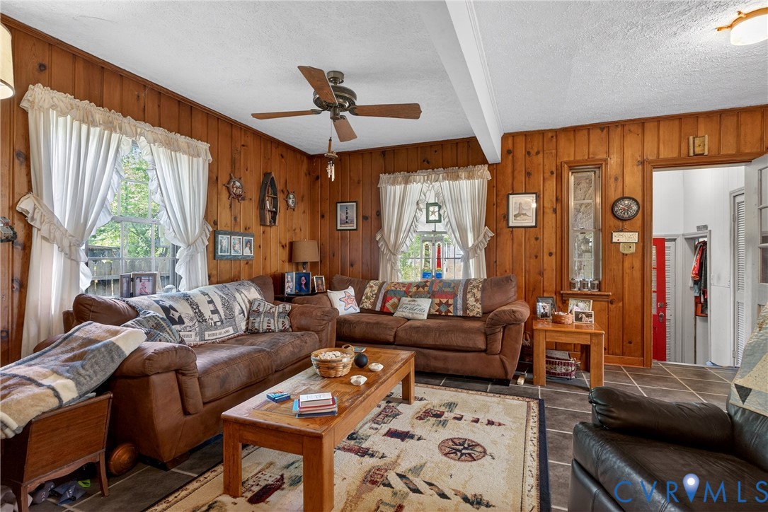 2870 King William Ave Property Photo 11
