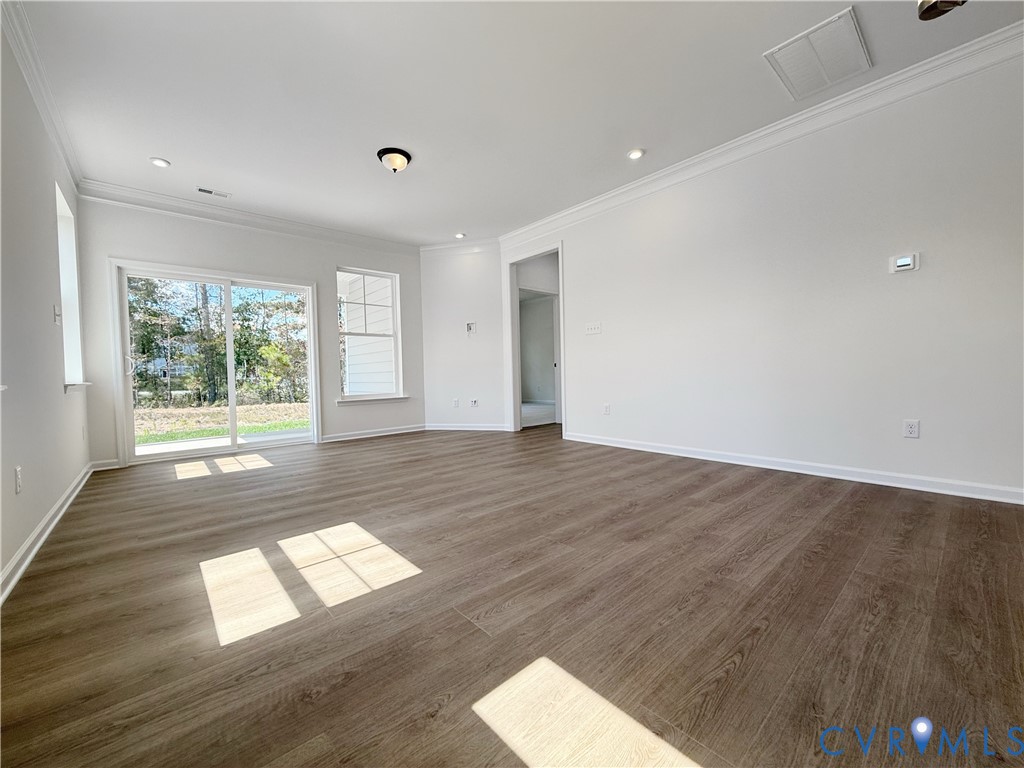 15104 Bishops Run Ct Property Photo 5