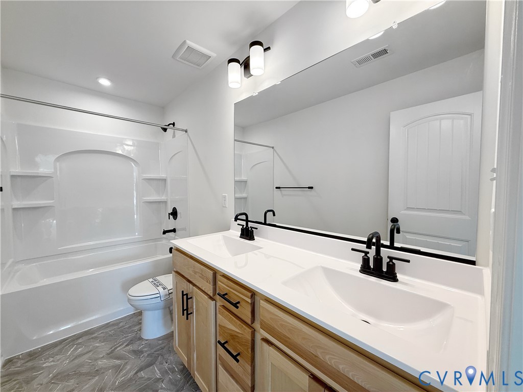 15104 Bishops Run Ct Property Photo 12