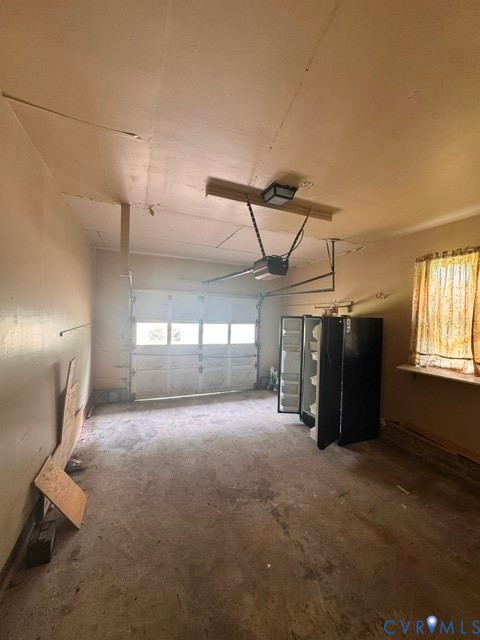 32424 S Main St Property Photo 11