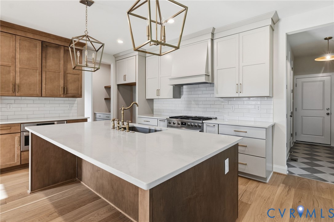 17212 Shoreland Dr Property Photo 13