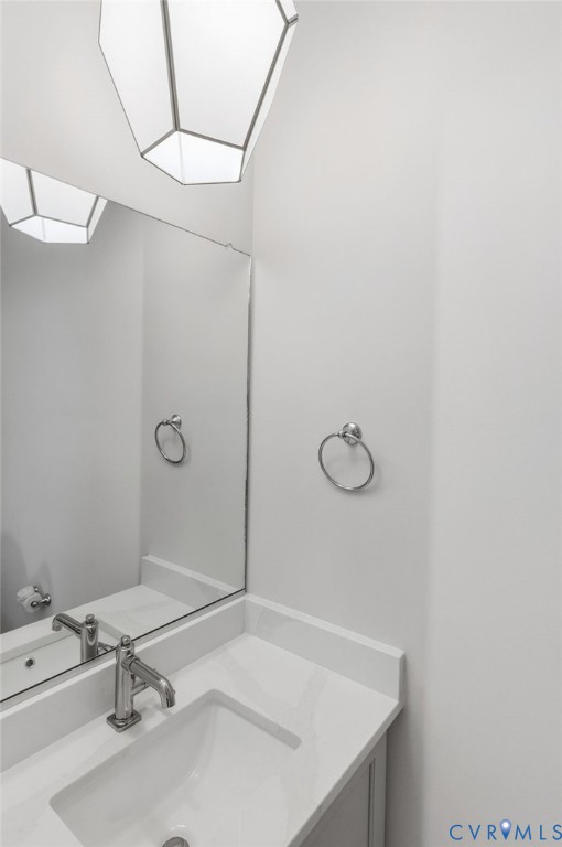 17212 Shoreland Dr Property Photo 20