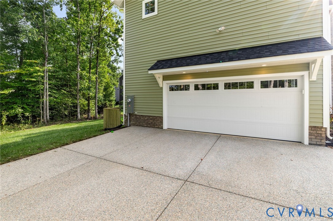 17212 Shoreland Dr Property Photo 33