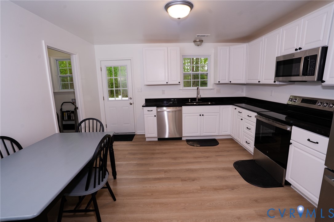 317 Wise Ln Property Photo 8