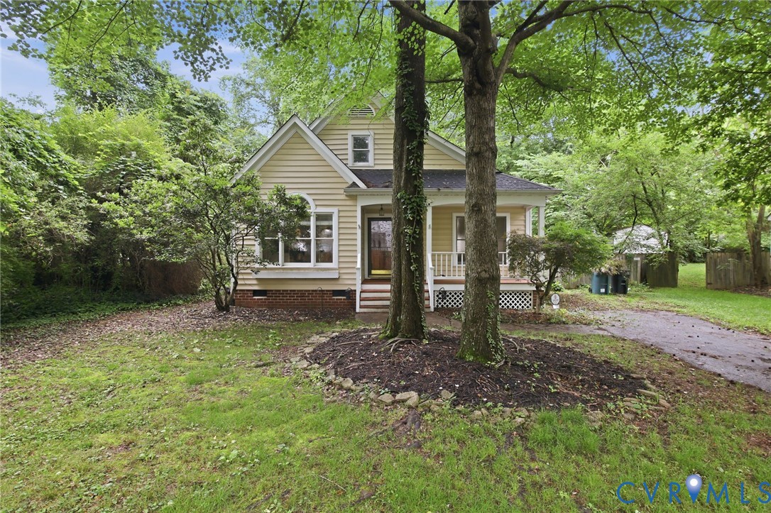 2121 Dresden Rd Property Photo 1