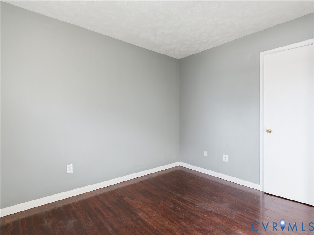 2115 Phaup St Property Photo 11