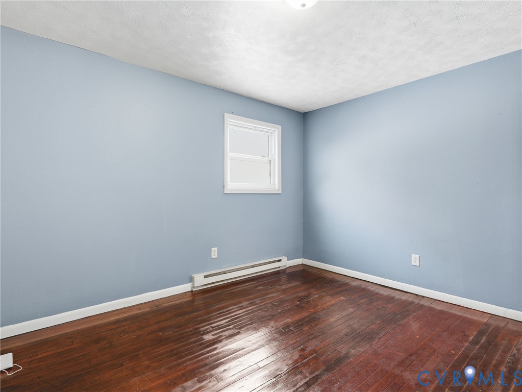 2115 Phaup St Property Photo 15