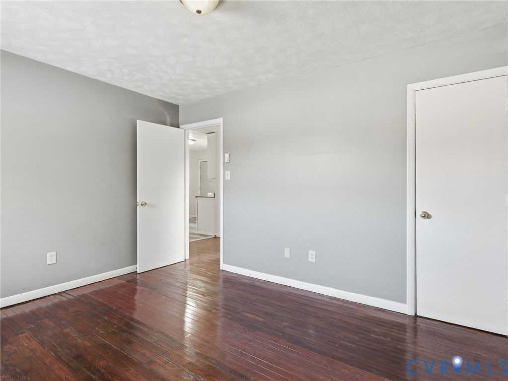 2115 Phaup St Property Photo 16