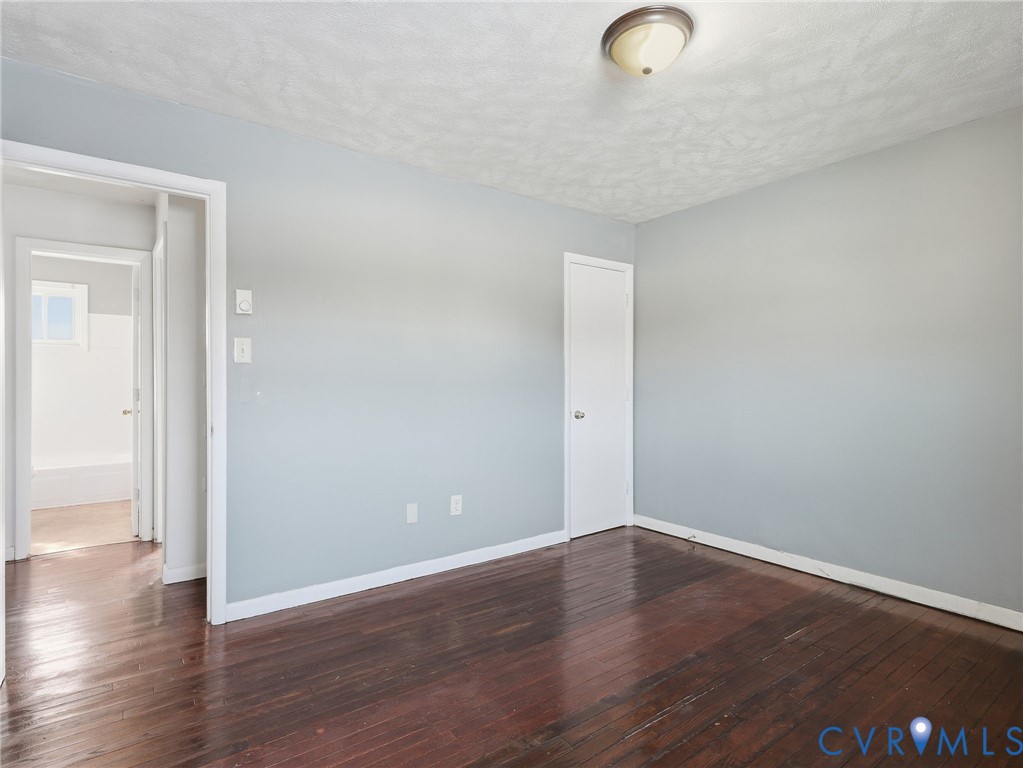 2115 Phaup St Property Photo 17