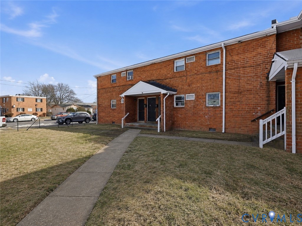 2115 Phaup St Property Photo 19