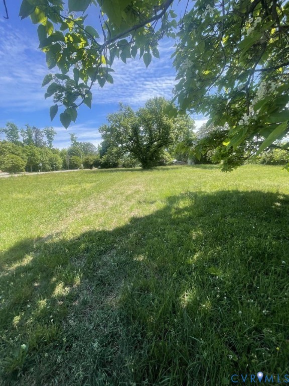 5213 Nine Mile Rd Property Photo 1