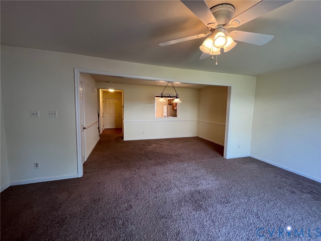 8704 Hermitage Trace Cir Property Photo 5
