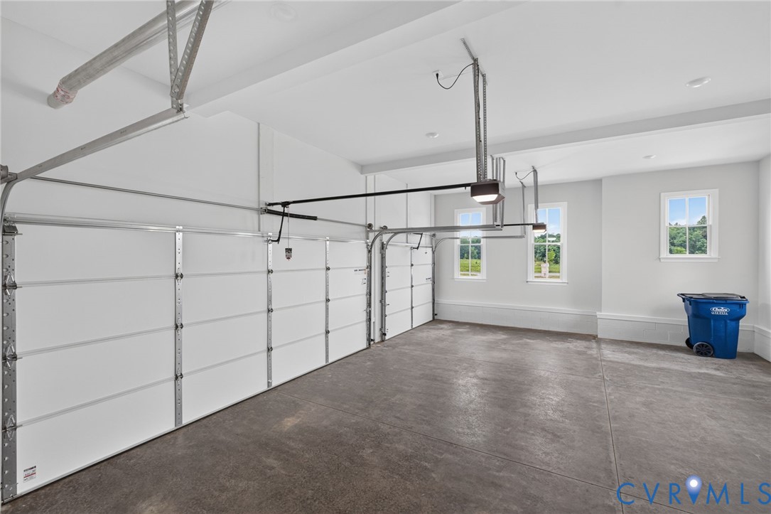 15188 Johns Trace Cir Property Photo 2