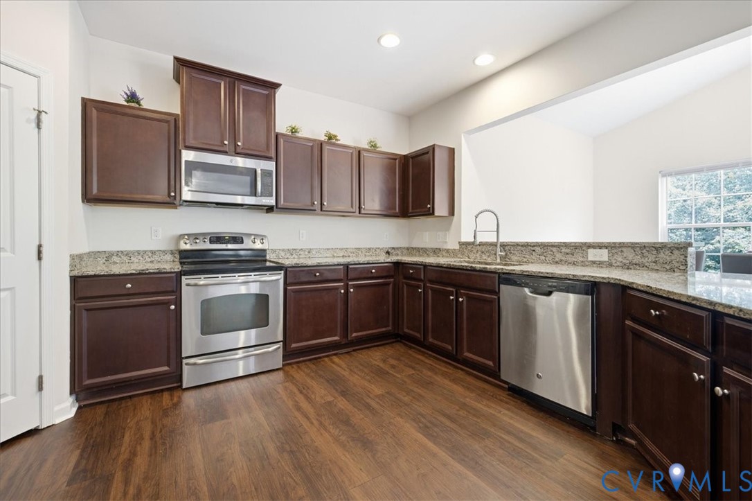 1916 River Ridge Pl Property Photo 8