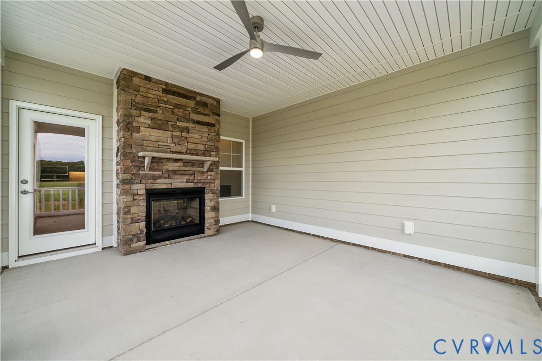57 Hobbs Hole Ln Property Photo 25