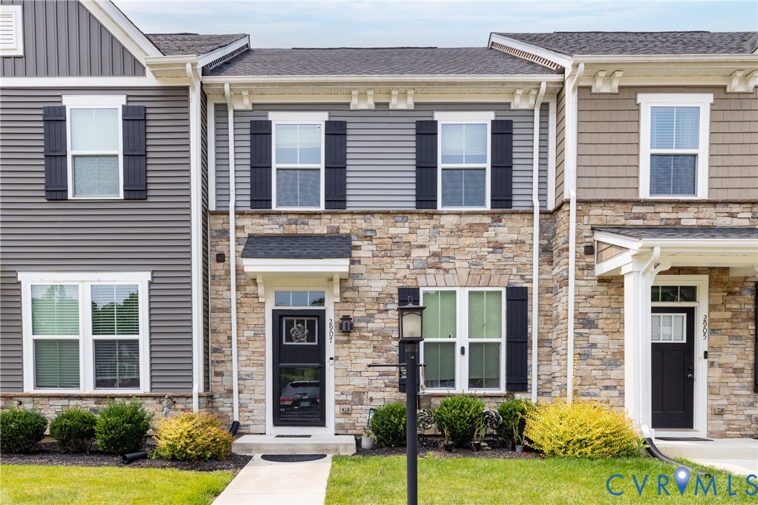 2907 Grove Point Cir