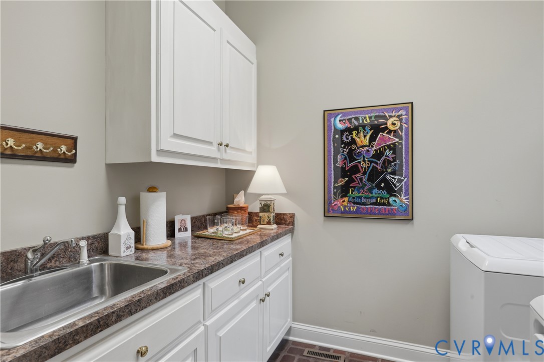 8305 Seaview Dr Property Photo 35