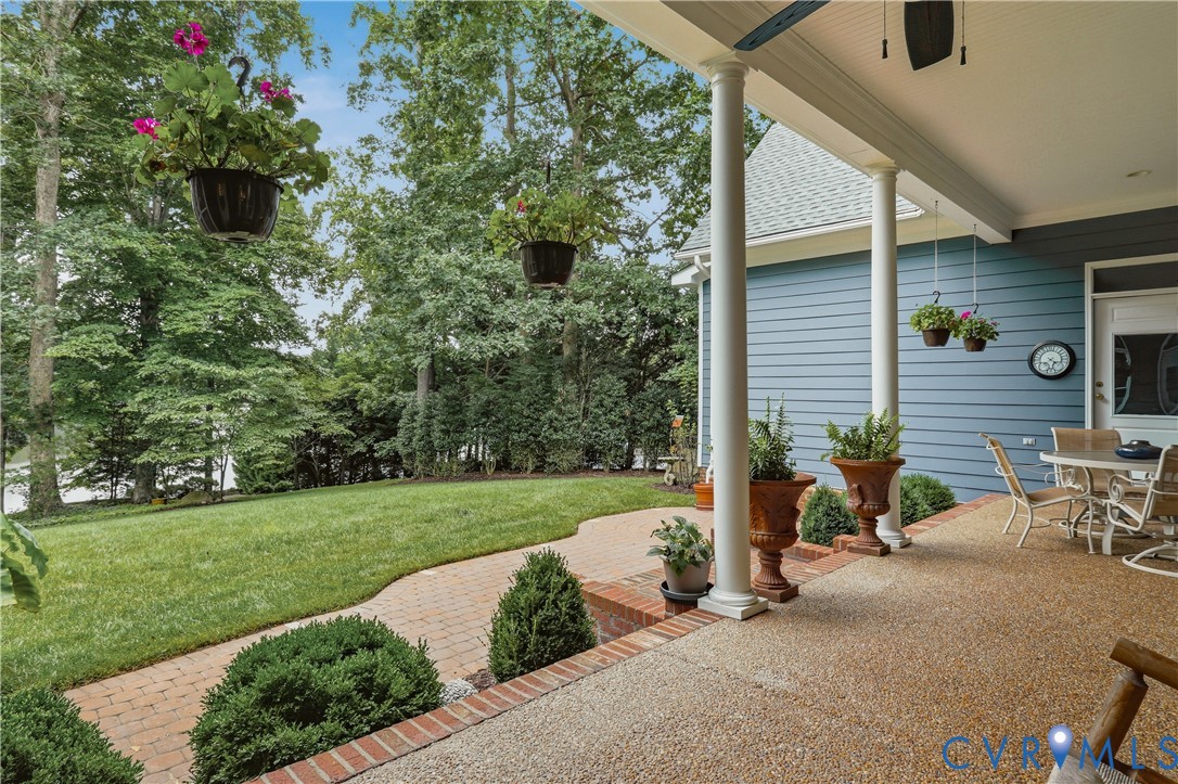 8305 Seaview Dr Property Photo 49