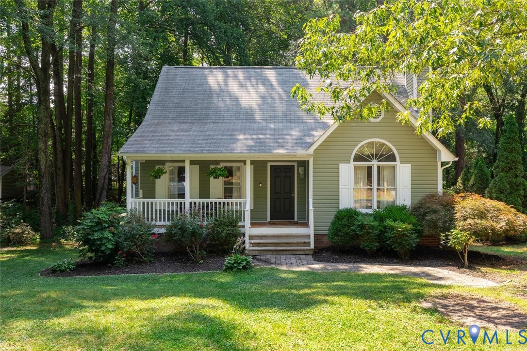 2718 Brookforest Rd Property Photo 1