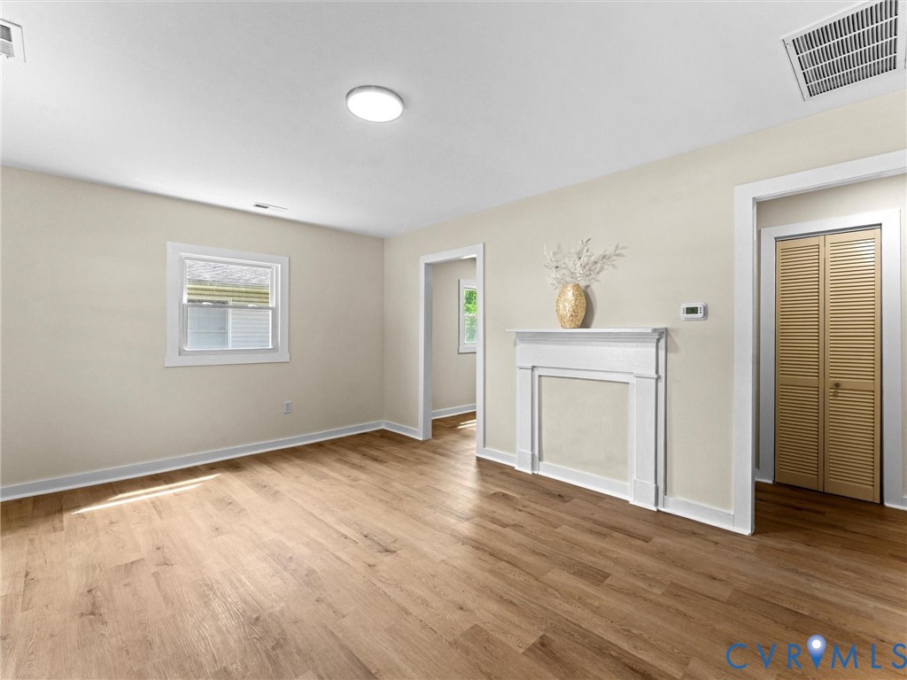 1820 Dupuy Rd Property Photo 3