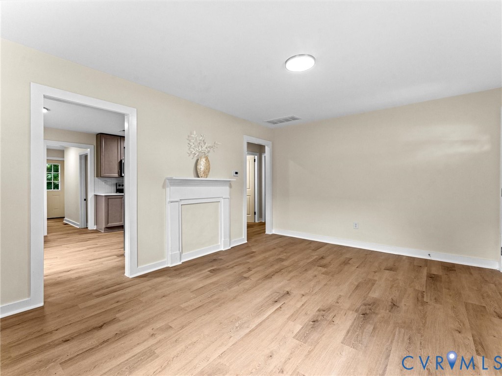 1820 Dupuy Rd Property Photo 4