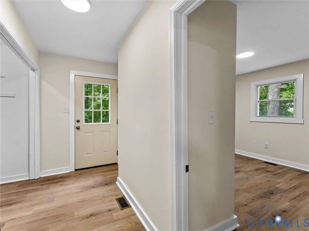 1820 Dupuy Rd Property Photo 9