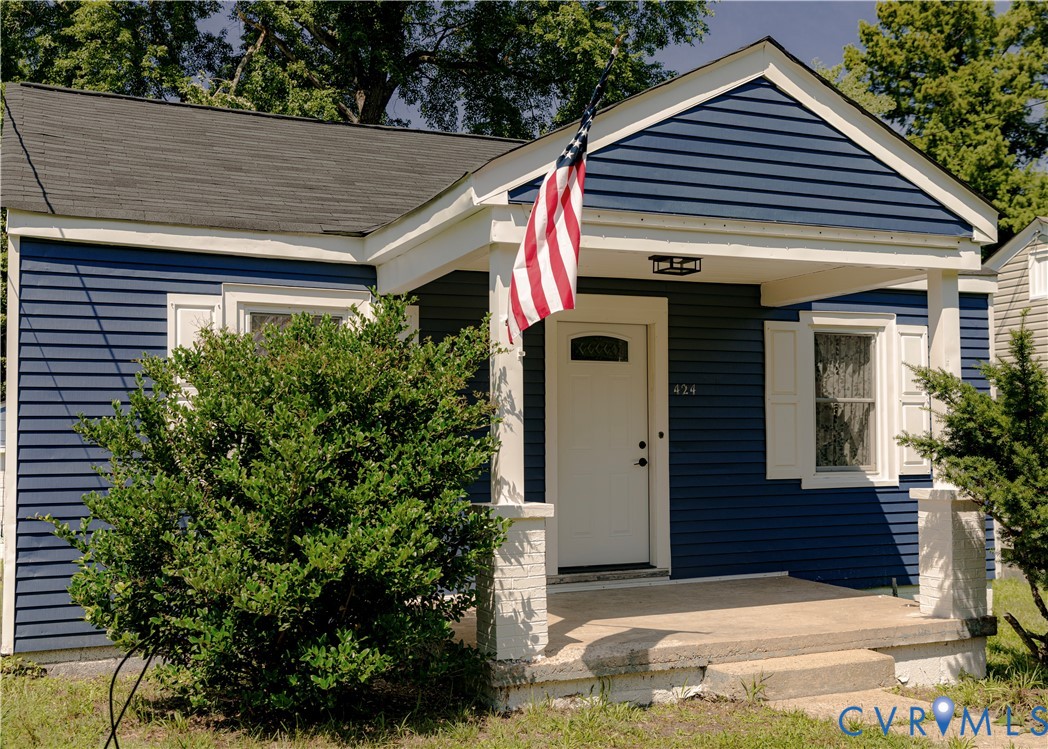 424 Elm St Property Photo 1