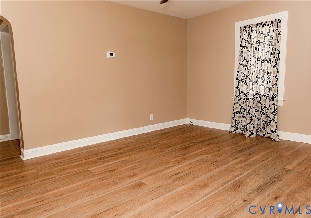 424 Elm St Property Photo 10
