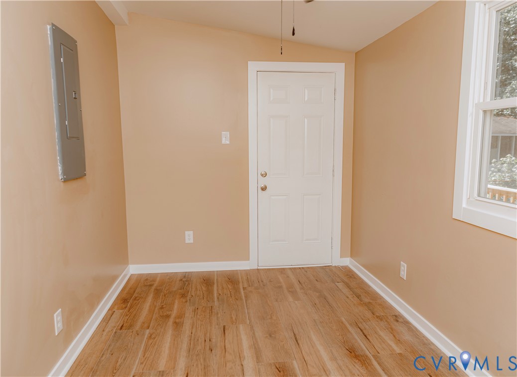 424 Elm St Property Photo 19