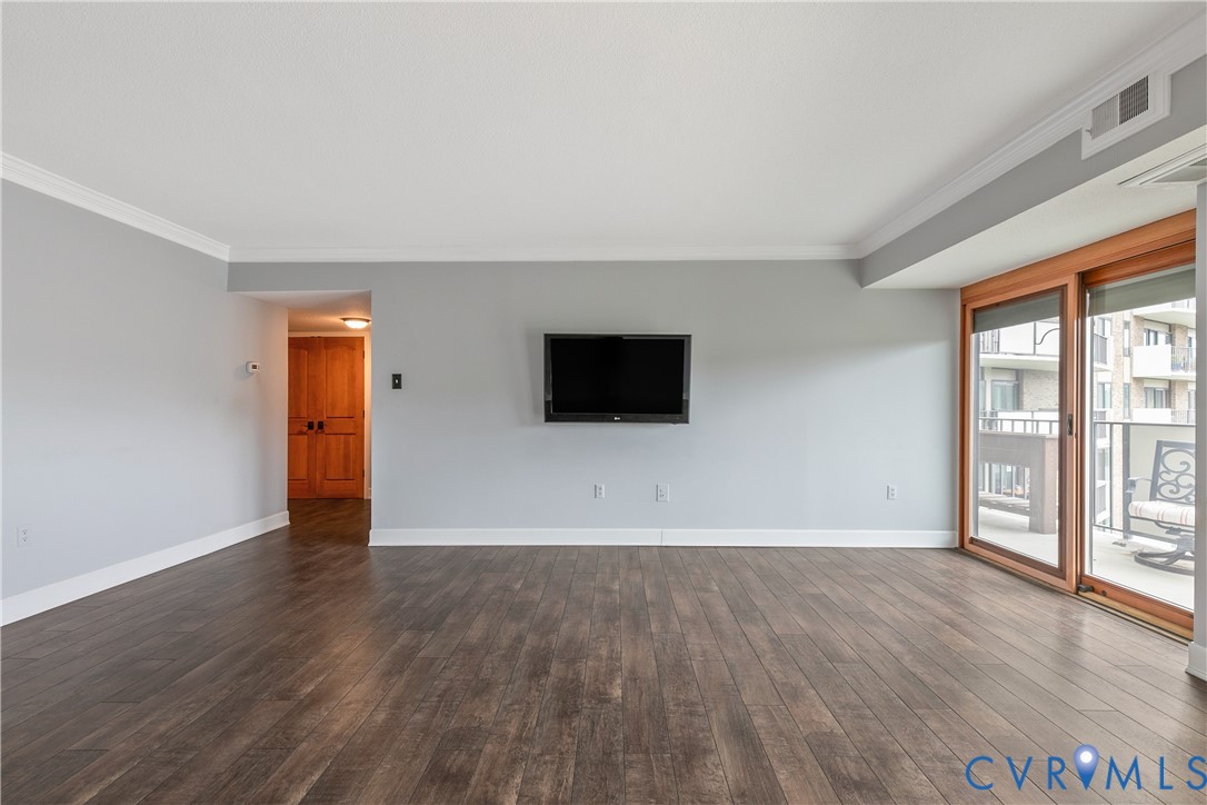 2956 Hathaway Rd Unit#u607 Property Photo 7