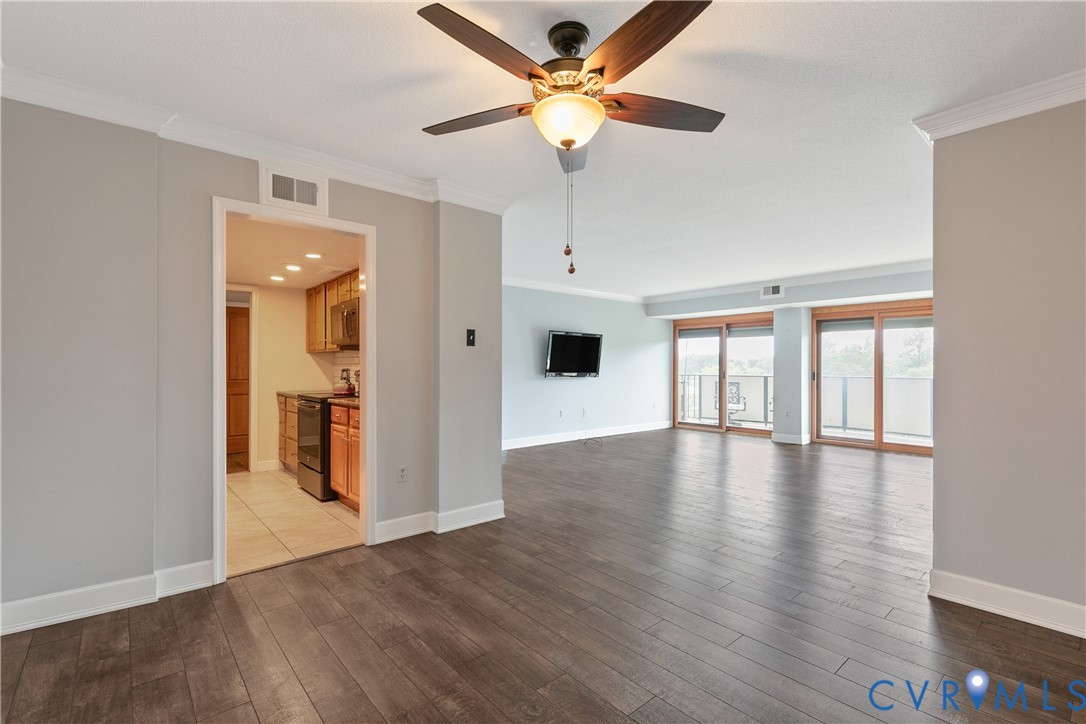 2956 Hathaway Rd Unit#u607 Property Photo 11