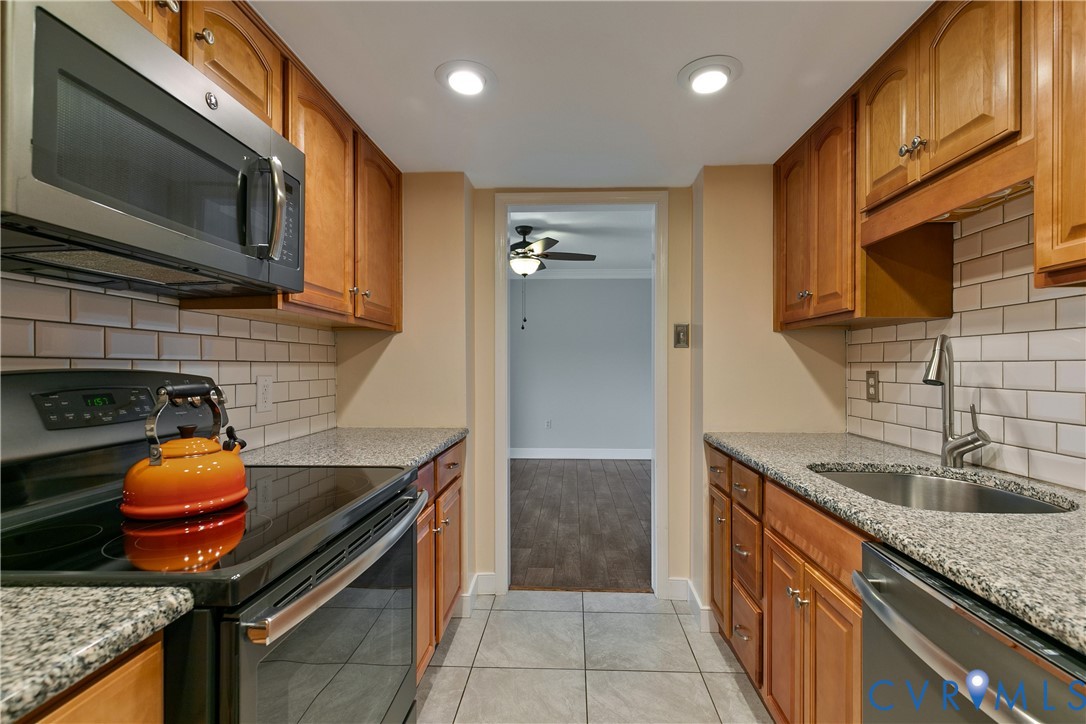 2956 Hathaway Rd Unit#u607 Property Photo 14