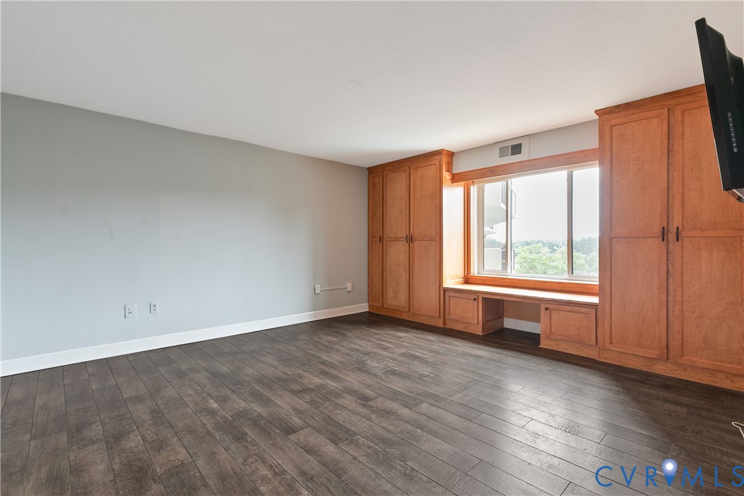 2956 Hathaway Rd Unit#u607 Property Photo 17