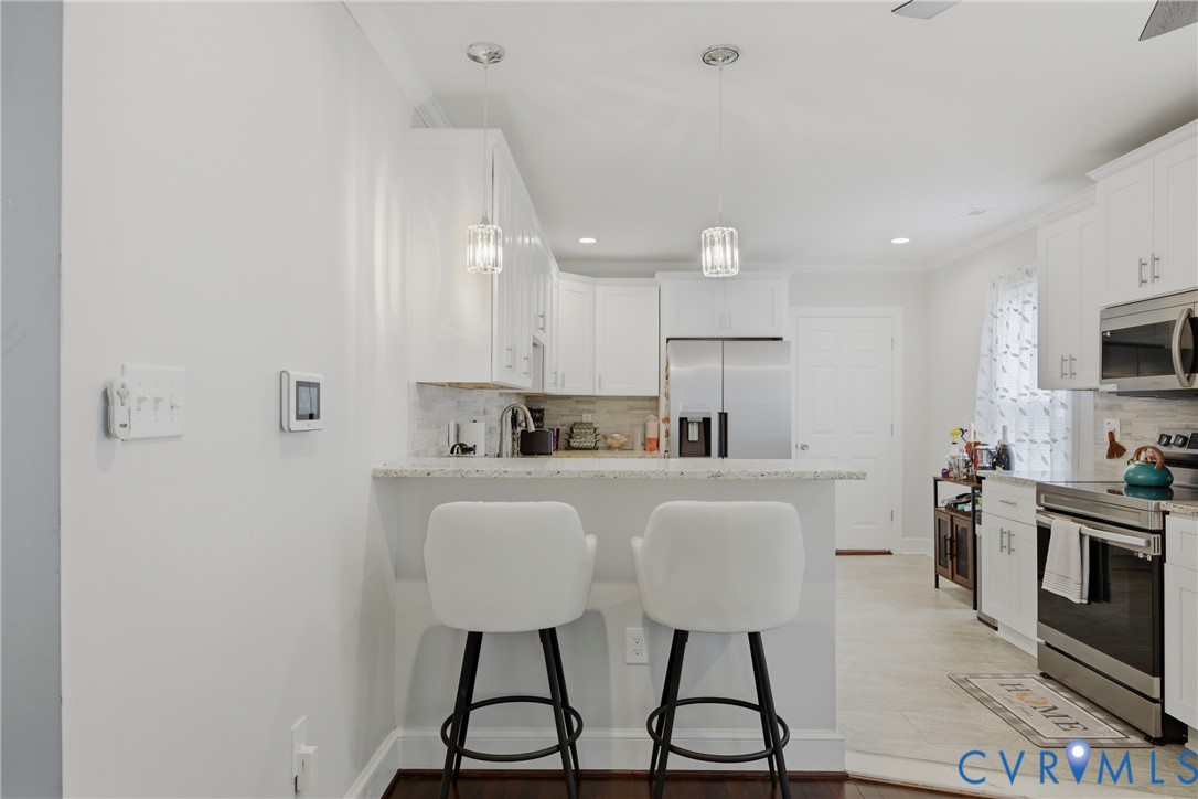 2013 Fairfax Ave Property Photo 12