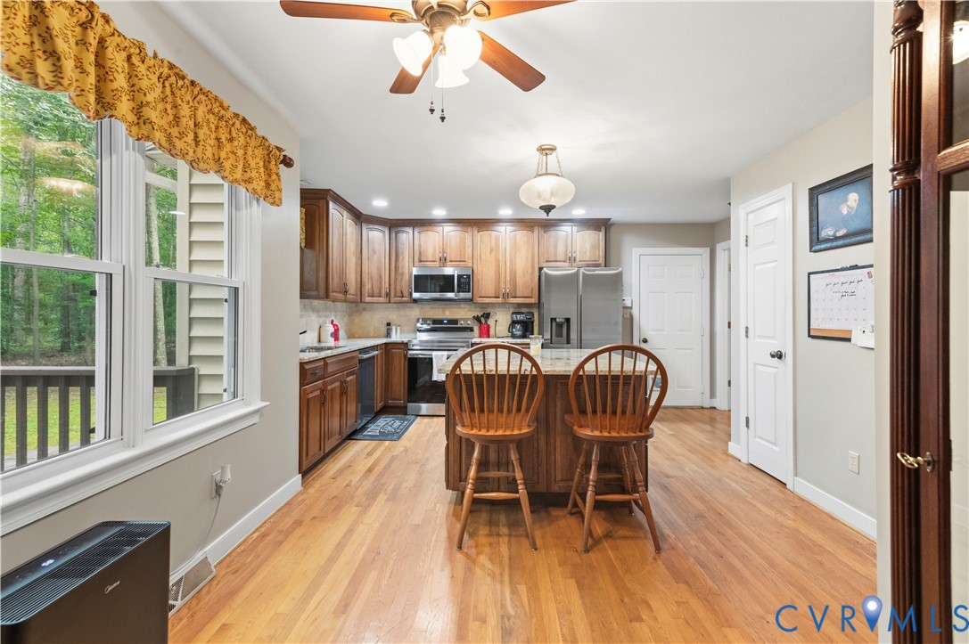 12316 Spur Ln Property Photo 13