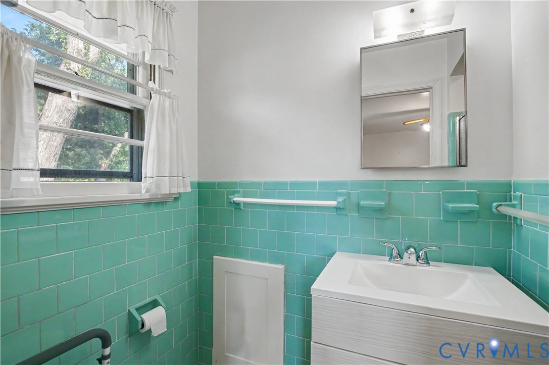 3600 Bathgate Rd Property Photo 21