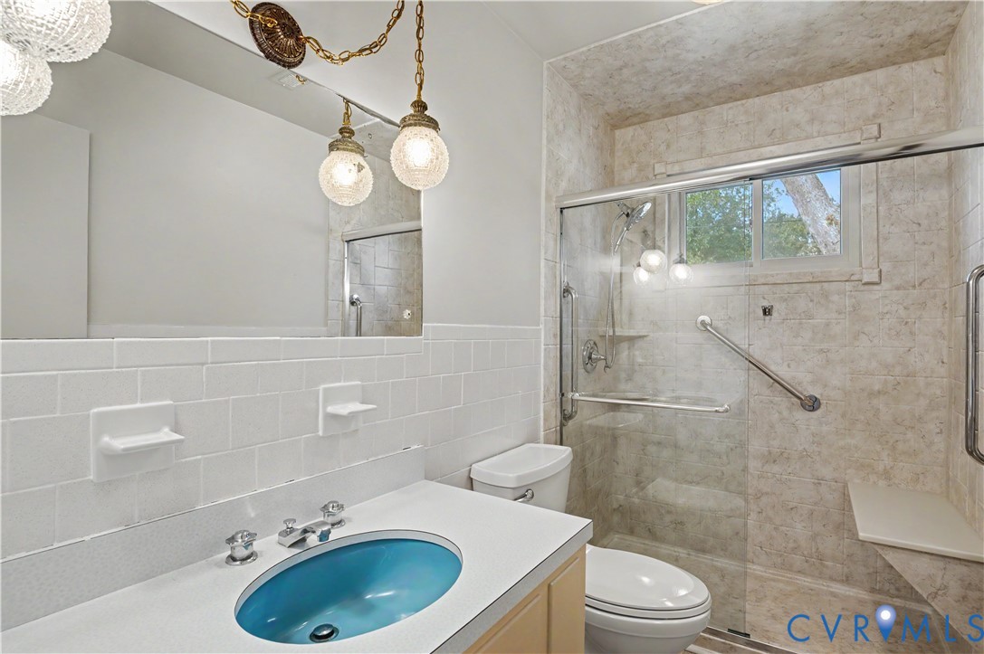 3600 Bathgate Rd Property Photo 28