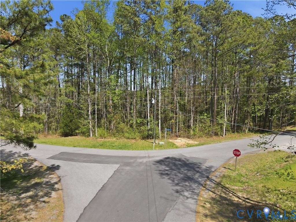 119 American Dr Property Photo 2